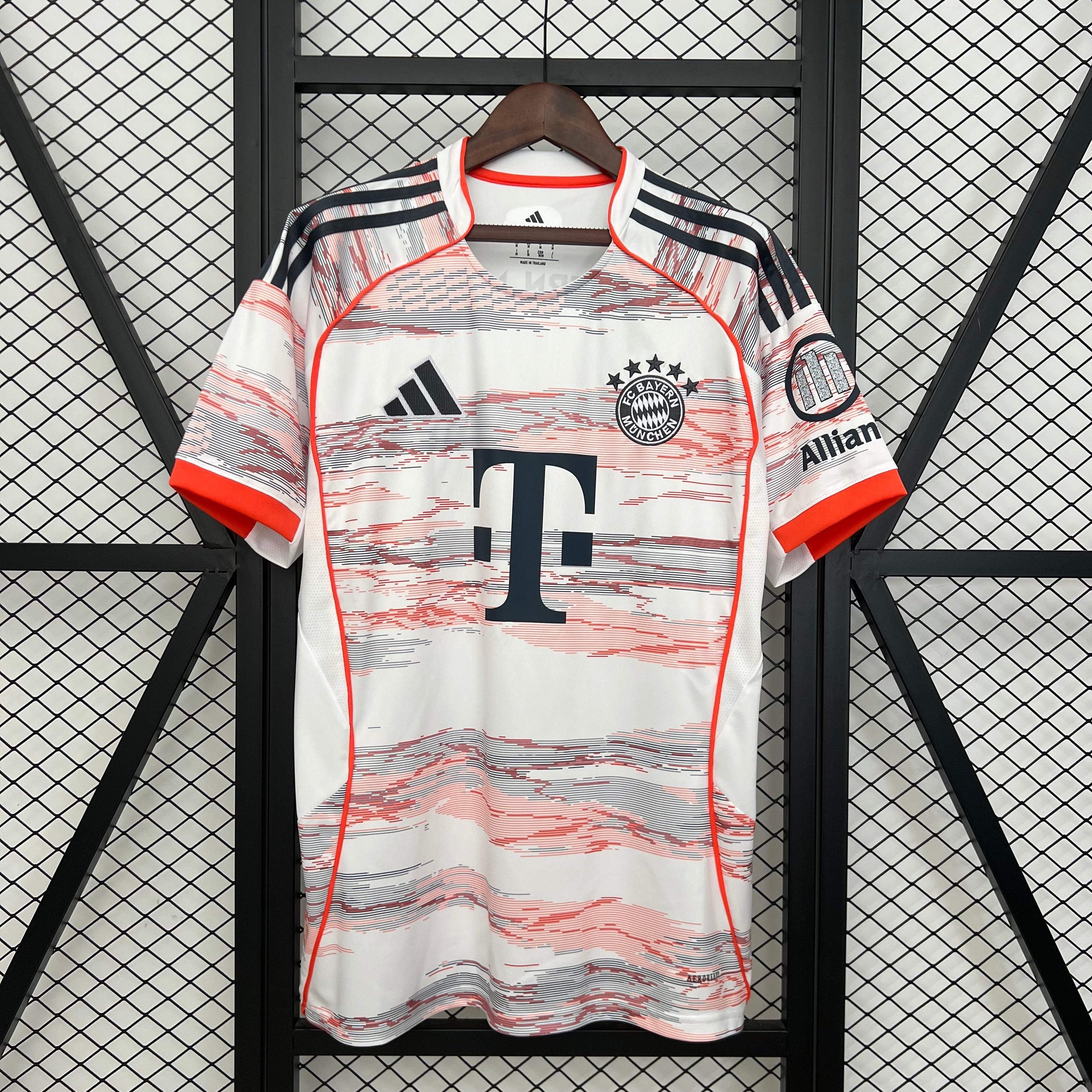 BAYERN MUNICH II 25/26 HOMBRE