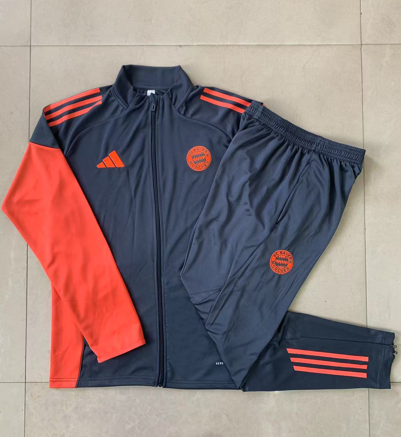 PANTALONES + SUDADERA BAYERN DE MUNICH I 25/26