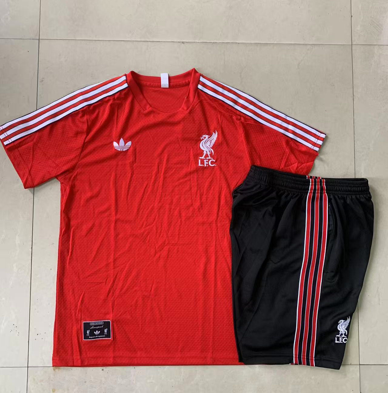 CAMISETA + PANTALONES LIVERPOOL IV 25/26
