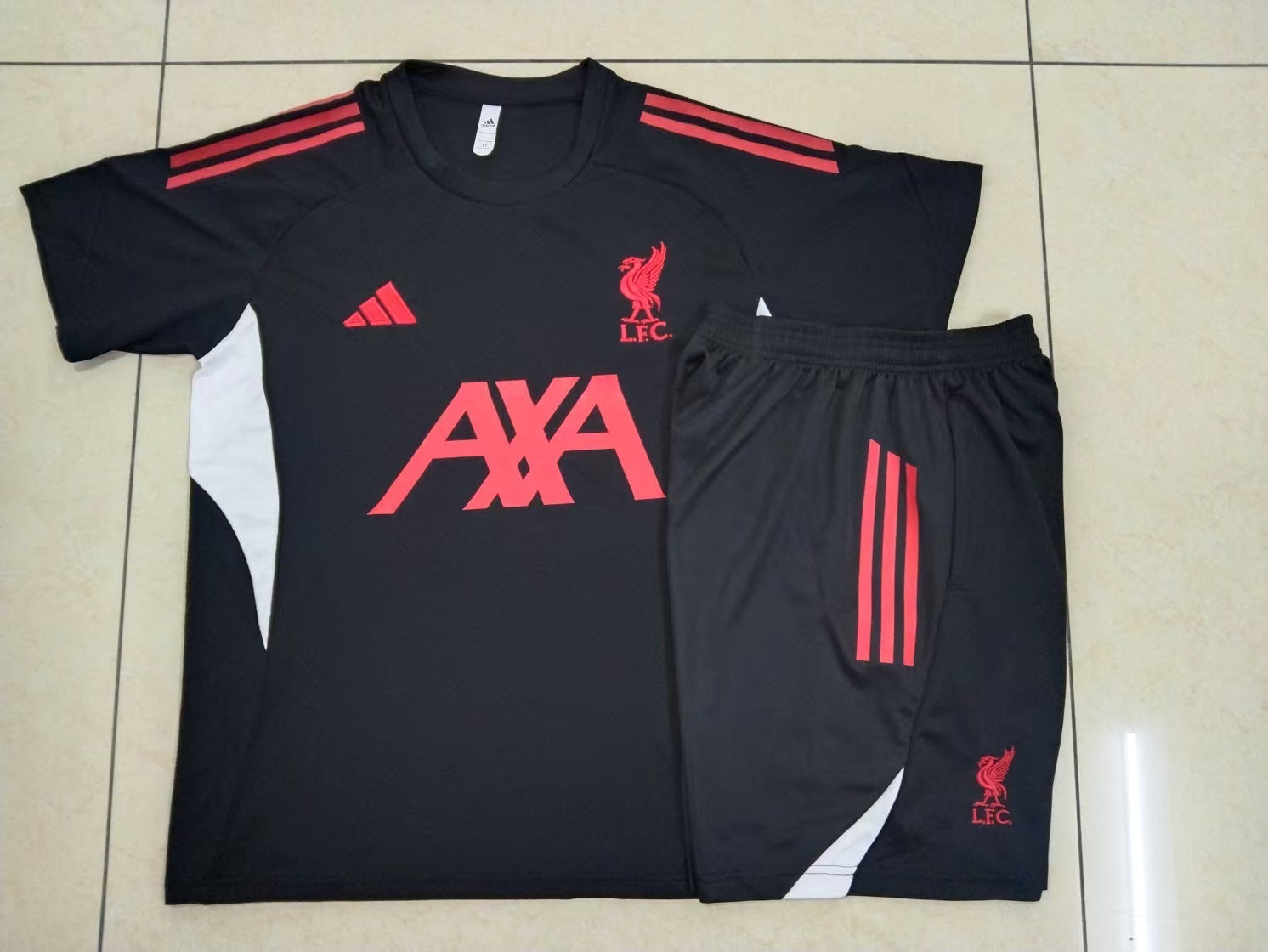 CAMISETA + PANTALONES LIVERPOOL III 25/26