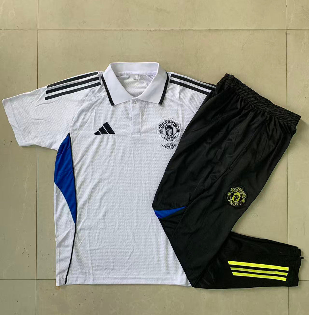 POLO + PANTALONES MANCHESTER UNITED IV 25/26
