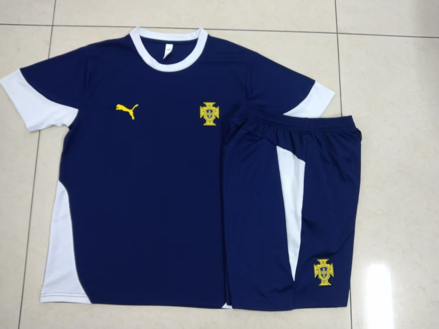 CAMISETA + PANTALONES PORTUGAL II 25/26