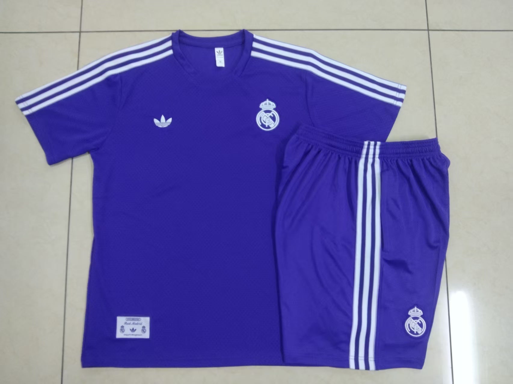 CAMISETA + PANTALONES REAL MADRID XVI 25/26