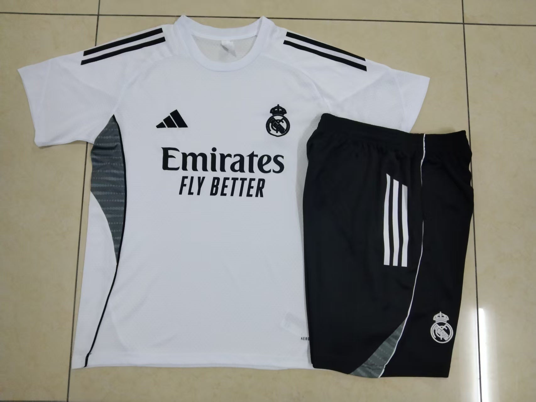 CAMISETA + PANTALONES REAL MADRID IX 25/26