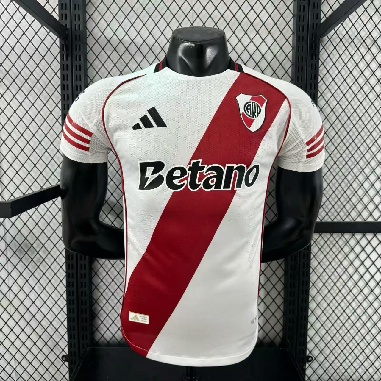 RIVER PLATE I 25/26 HOMBRE (VERSIÓN JUGADOR)